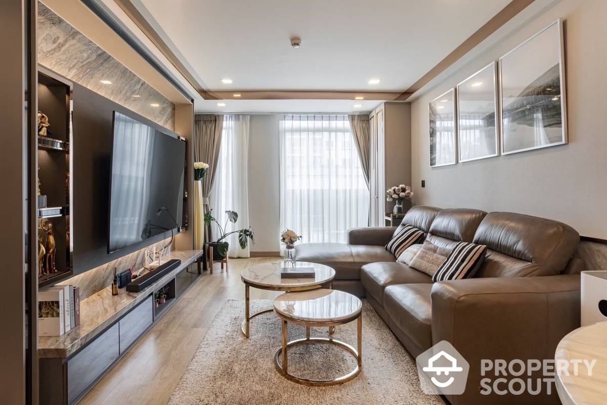 For RentCondoSathorn, Narathiwat : 1-BR Condo at Maestro 01 Sathorn - Yenakat near MRT Khlong Toei