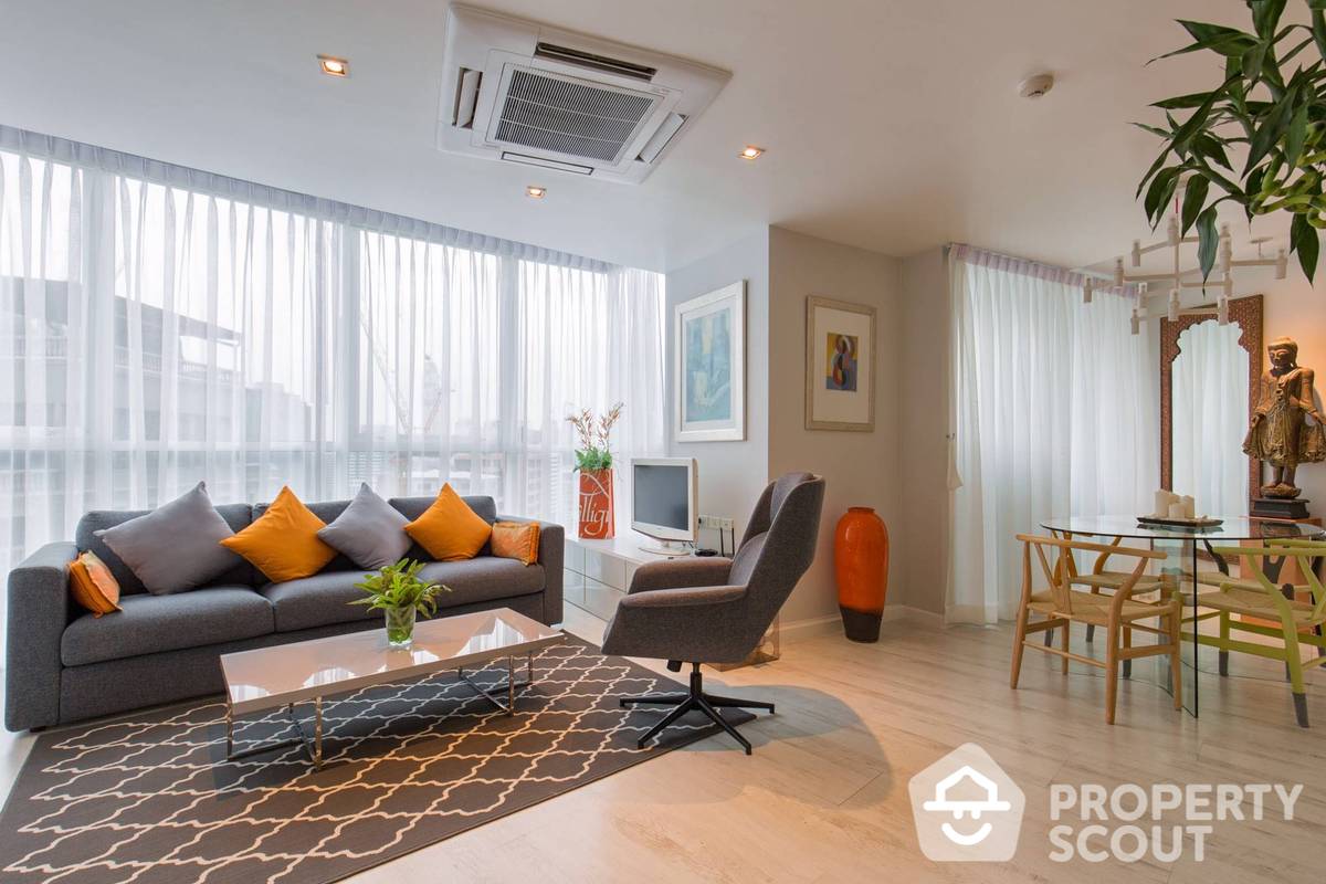 For RentCondoWitthayu, Chidlom, Langsuan, Ploenchit : 2-BR Condo at Urbana Langsuan Condominium near BTS Ratchadamri