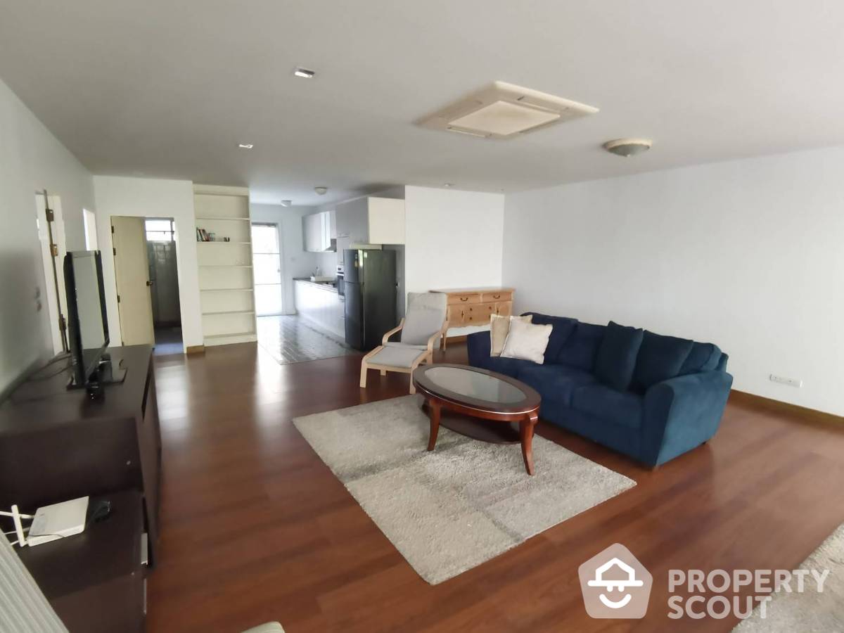 For RentCondoSukhumvit, Asoke, Thonglor : 2-BR Serviced Apt. near MRT Phetchaburi