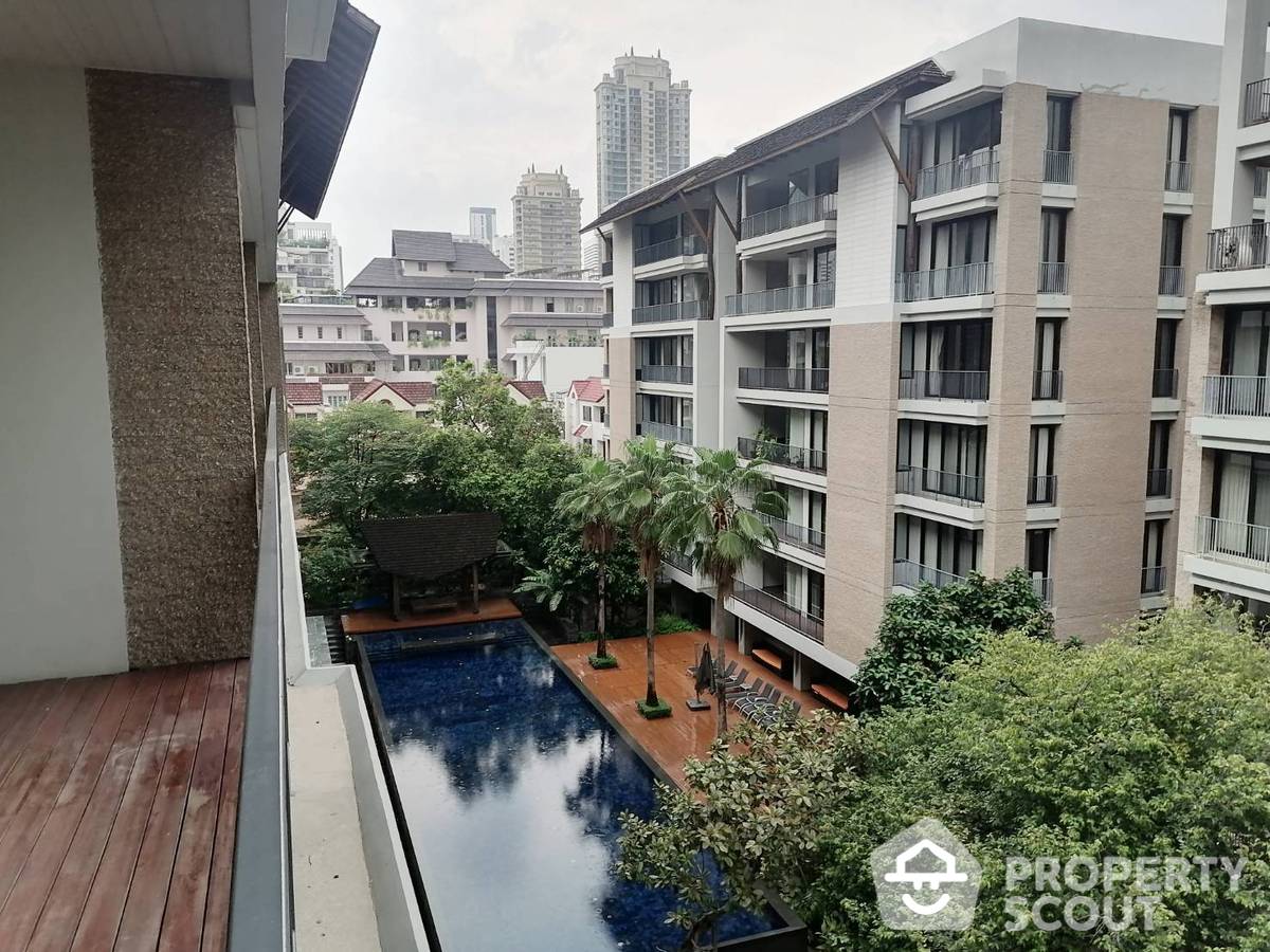 ให้เช่าคอนโดสุขุมวิท อโศก ทองหล่อ : เซอร์วิสอพาร์ทเมนท์ 4-ห้องนอน ใกล้ MRT สุขุมวิท