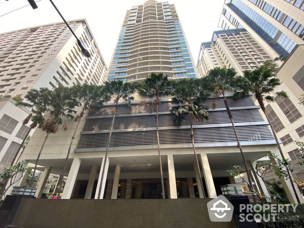 For RentCondoWitthayu, Chidlom, Langsuan, Ploenchit : 1-BR Condo at The Rajdamri near BTS Ratchadamri