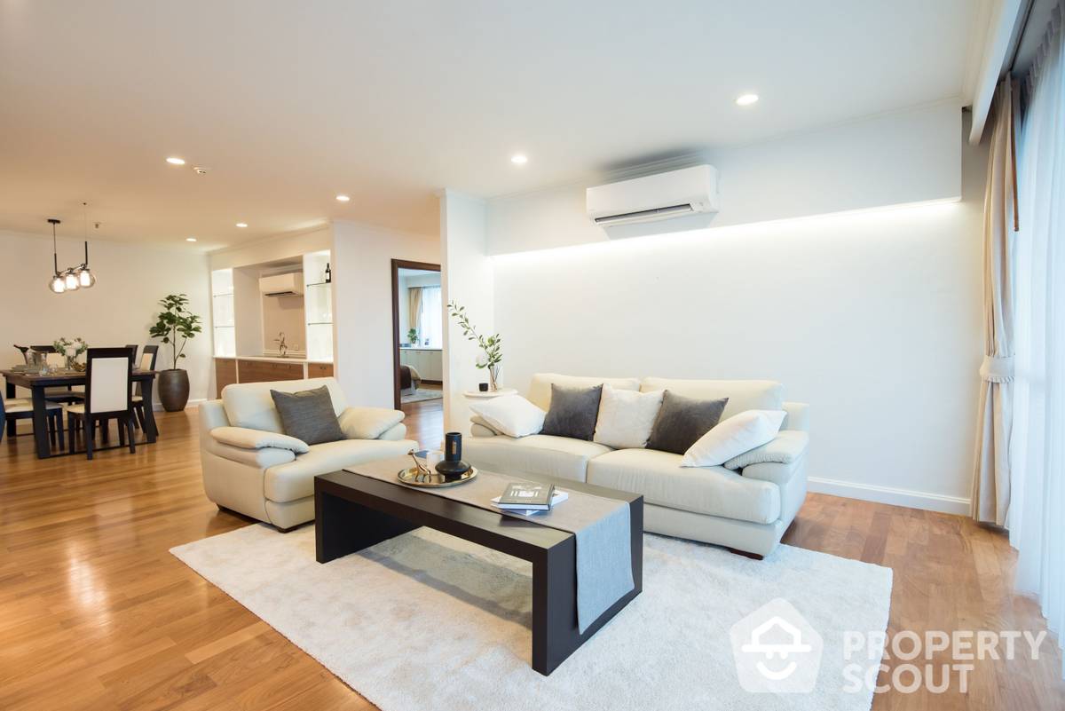 For RentCondoSukhumvit, Asoke, Thonglor : 3-BR Serviced Apt. near MRT Queen Sirikit National Convention Centre
