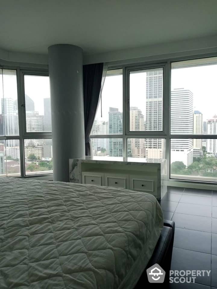 For RentCondoNana, North Nana,Sukhumvit13, Soi Nana : 1-BR Condo at Sukhumvit Suite near BTS Nana