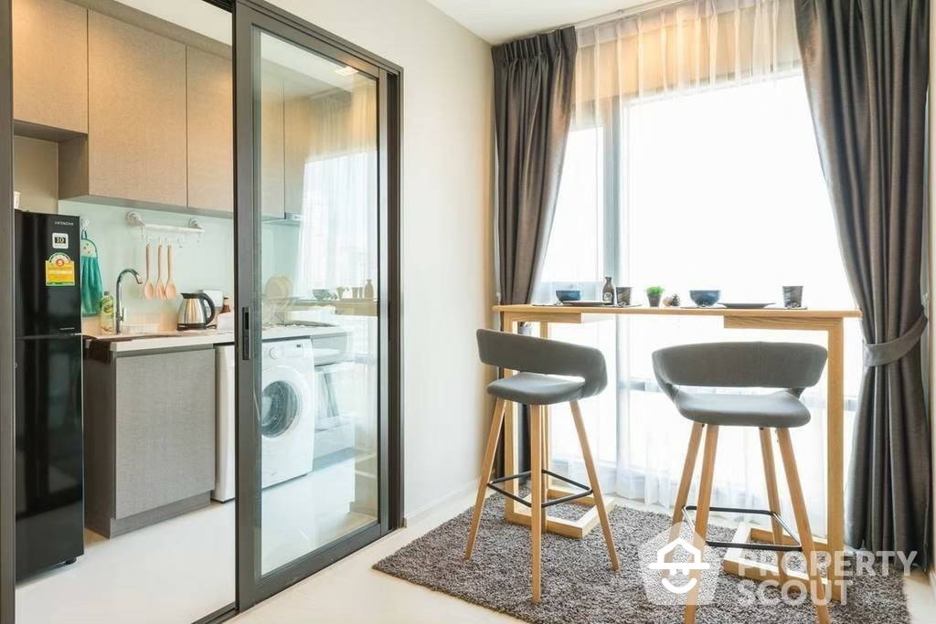 For RentCondoSukhumvit, Asoke, Thonglor : 1-BR Condo at Rhythm Sukhumvit 36-38 near BTS Thong Lor