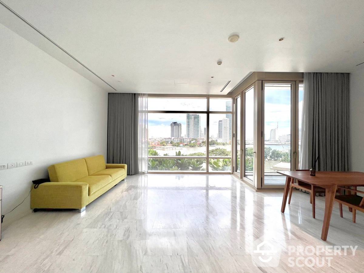 For SaleCondoSathorn, Narathiwat : 2-BR Condo at Four Seasons Private Residences Bangkok near BTS Saphan Taksin