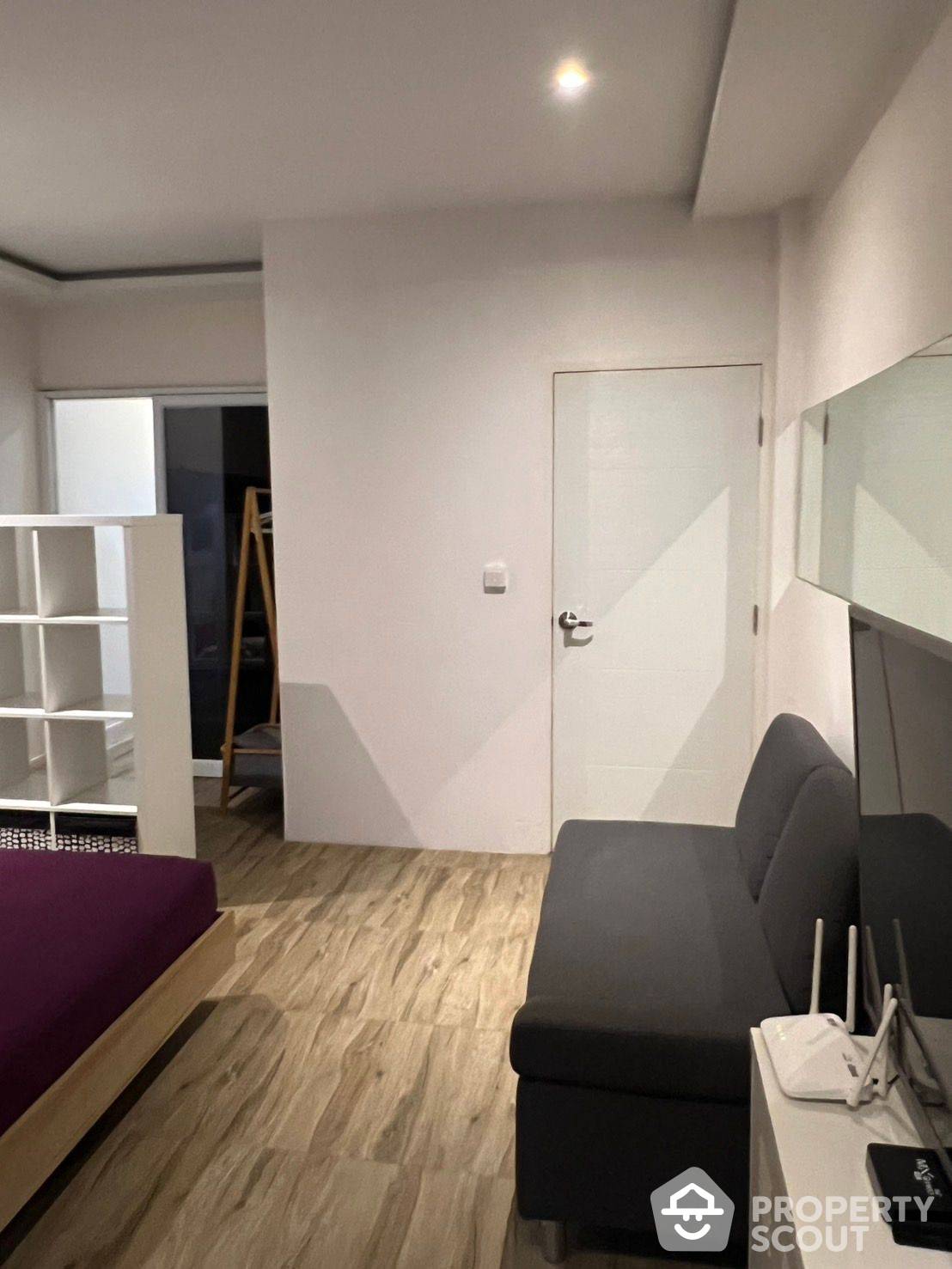 For RentCondoWitthayu, Chidlom, Langsuan, Ploenchit : 1-BR Condo at Athenee Residence near BTS Phloen Chit
