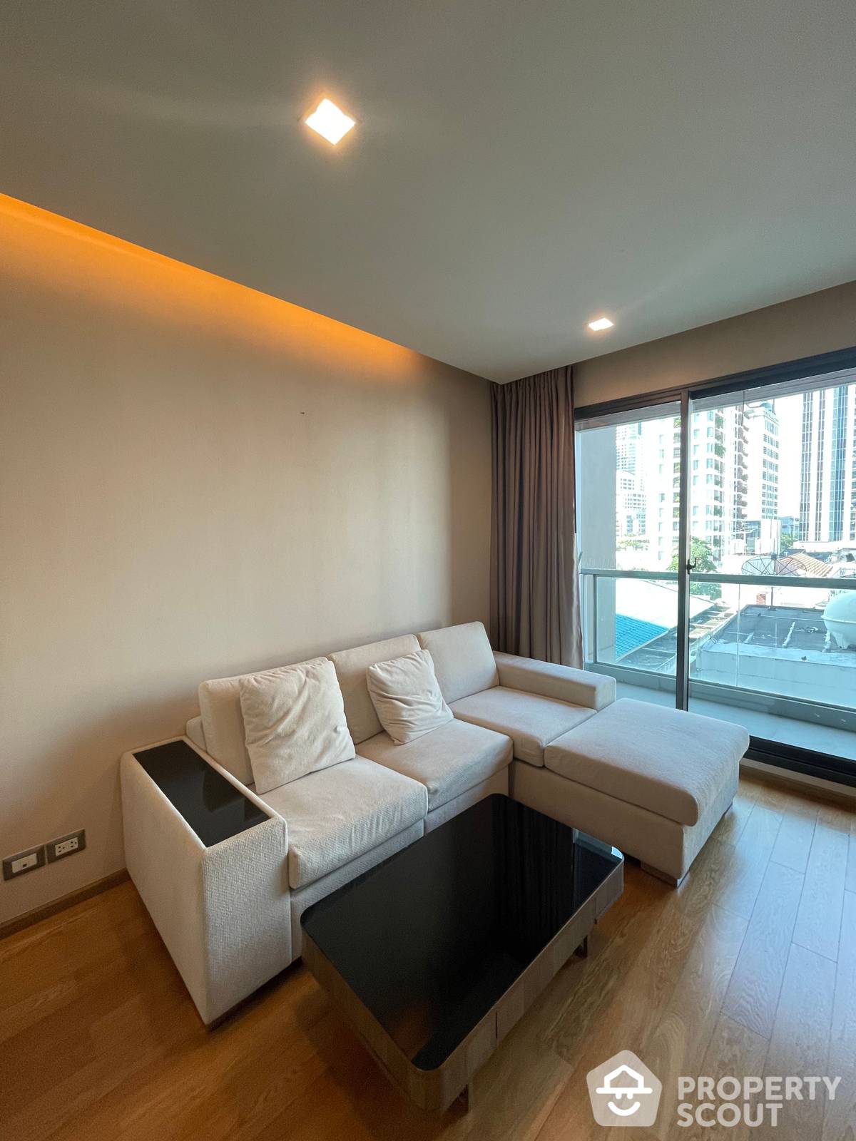 For SaleCondoSathorn, Narathiwat : 2-BR Condo at The Address Sathorn near BTS Saint Louis