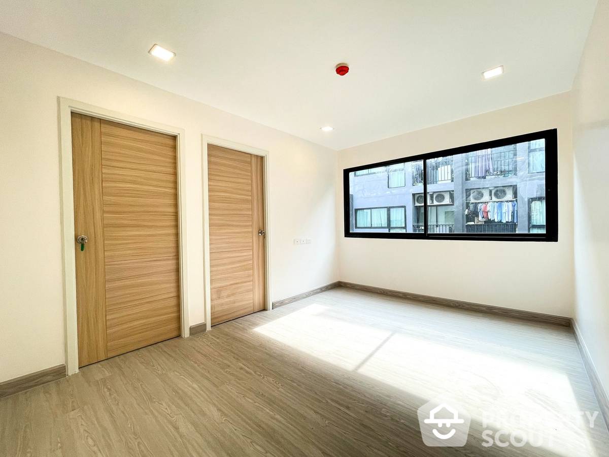 For SaleCondoOnnut, Udomsuk : 2-BR Condo at B Republic Condominium near BTS Udom Suk