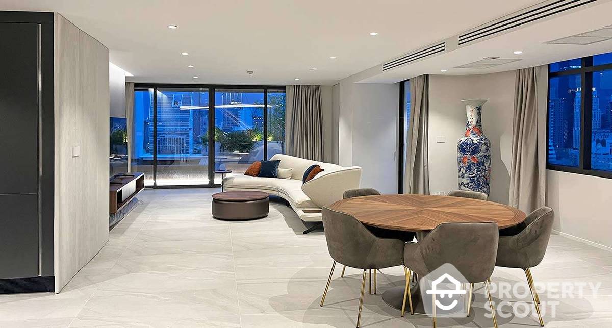 For SaleCondoNana, North Nana,Sukhumvit13, Soi Nana : Unique Loft - Crystal Gardens