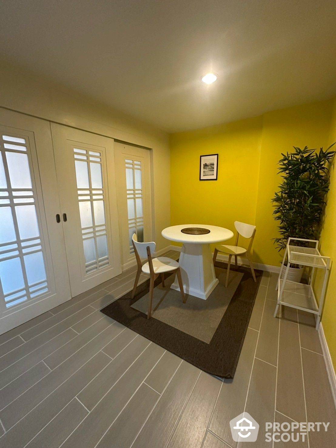For RentCondoSukhumvit, Asoke, Thonglor : 1-BR Condo at Baan Chan Condominium close to Thong Lo