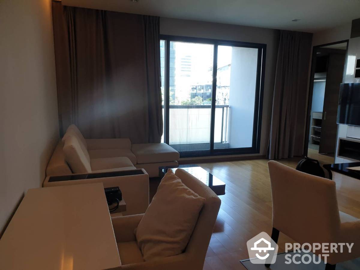 For SaleCondoSathorn, Narathiwat : 2-BR Condo at The Address Sathorn near BTS Saint Louis