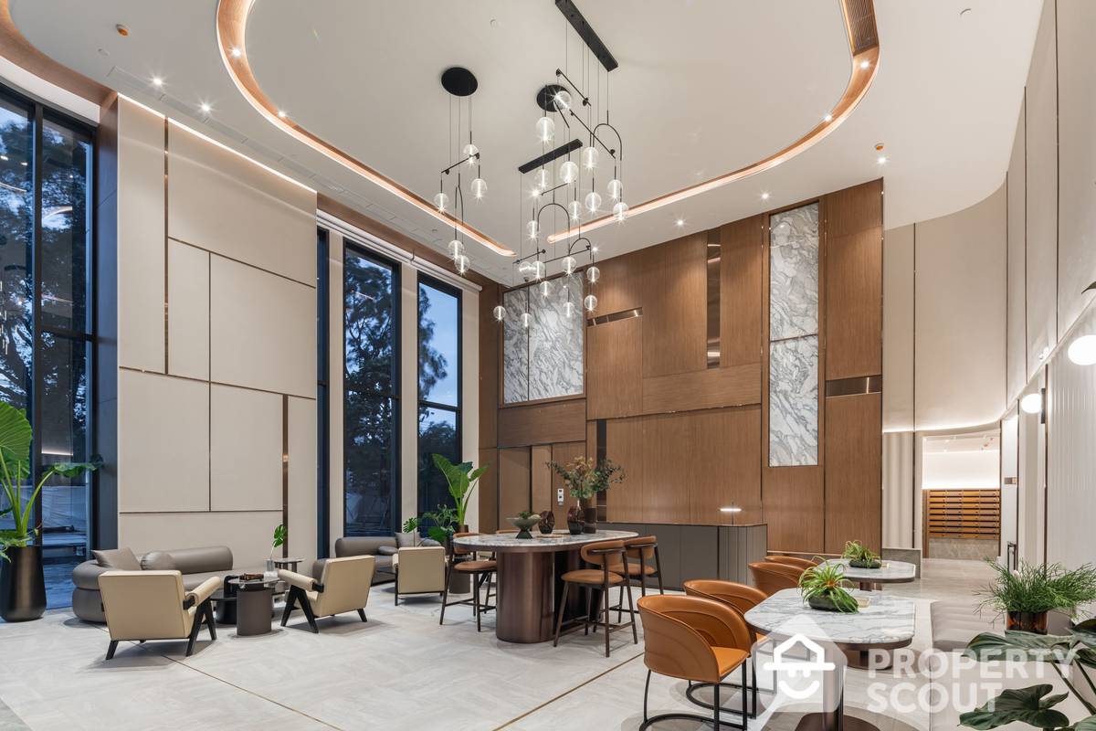 For SaleCondoSathorn, Narathiwat : 1-BR Condo at The Issara Sathorn in Thung Maha Mek