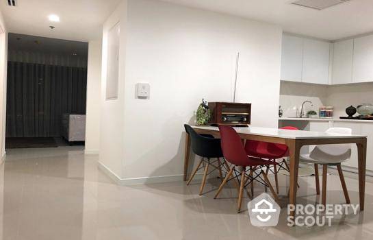 For SaleCondoRama3 (Riverside),Satupadit : 2-BR Condo at Star View close to Phra Ram 3