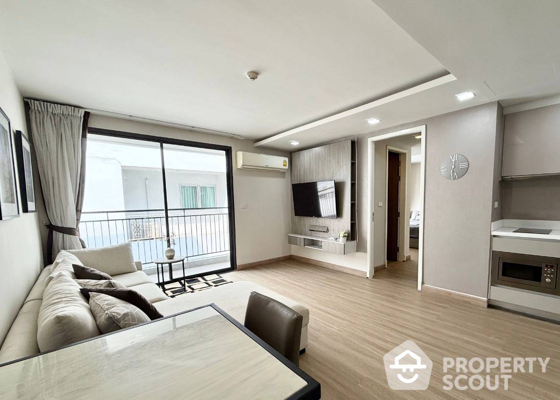 For SaleCondoSukhumvit, Asoke, Thonglor : 1-BR Condo at Dazzle Sukhumvit 7 near BTS Nana