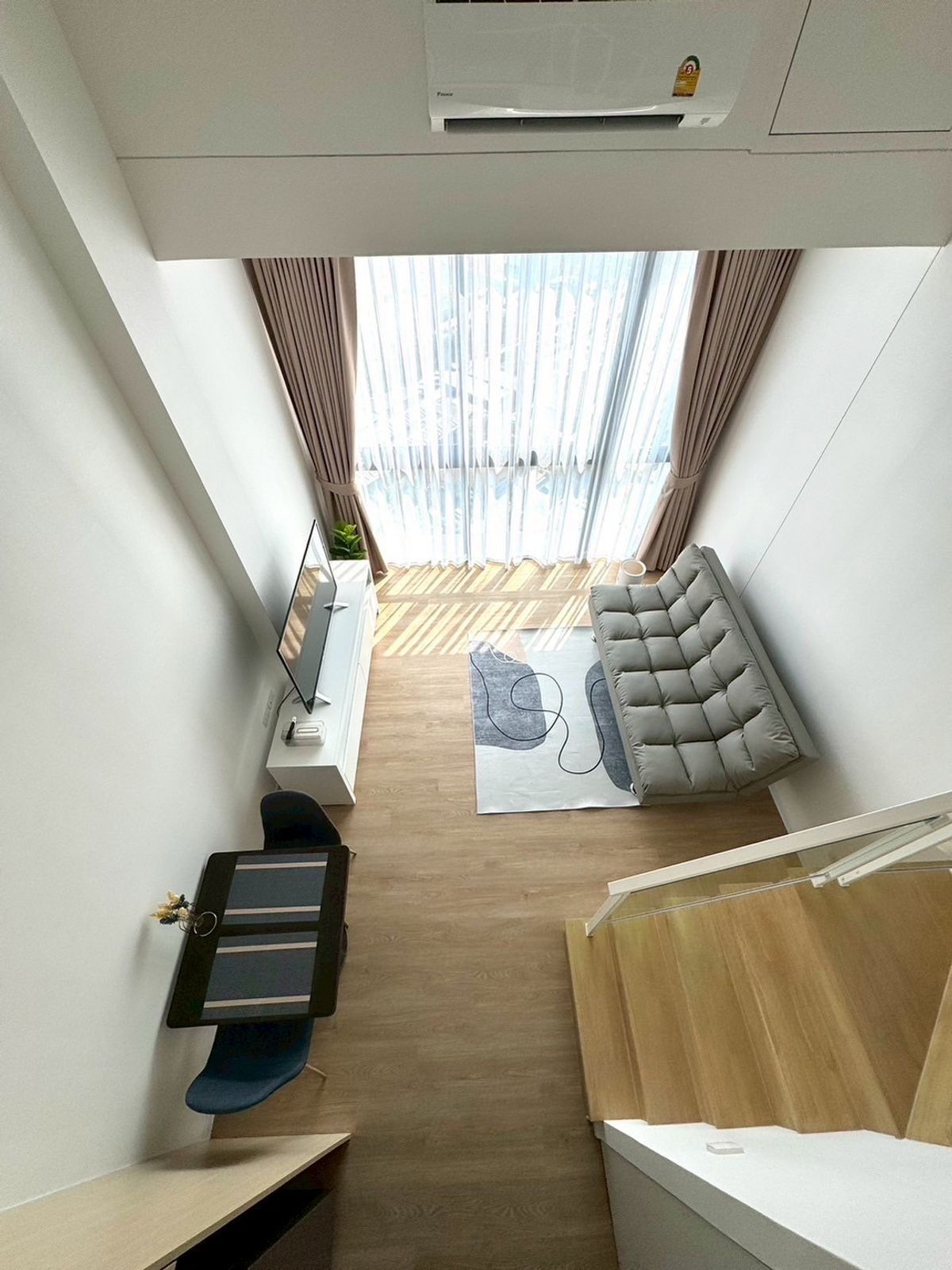 ให้เช่าคอนโดพระราม 9 เพชรบุรีตัดใหม่ RCA : ให้เช่า ✨ Siamese Rama 9 ✨ Duplex 2 ชั้น Rama9 ใกล้ เซ็นทรัล พระราม 9 (Landmark @ MRTA Station )