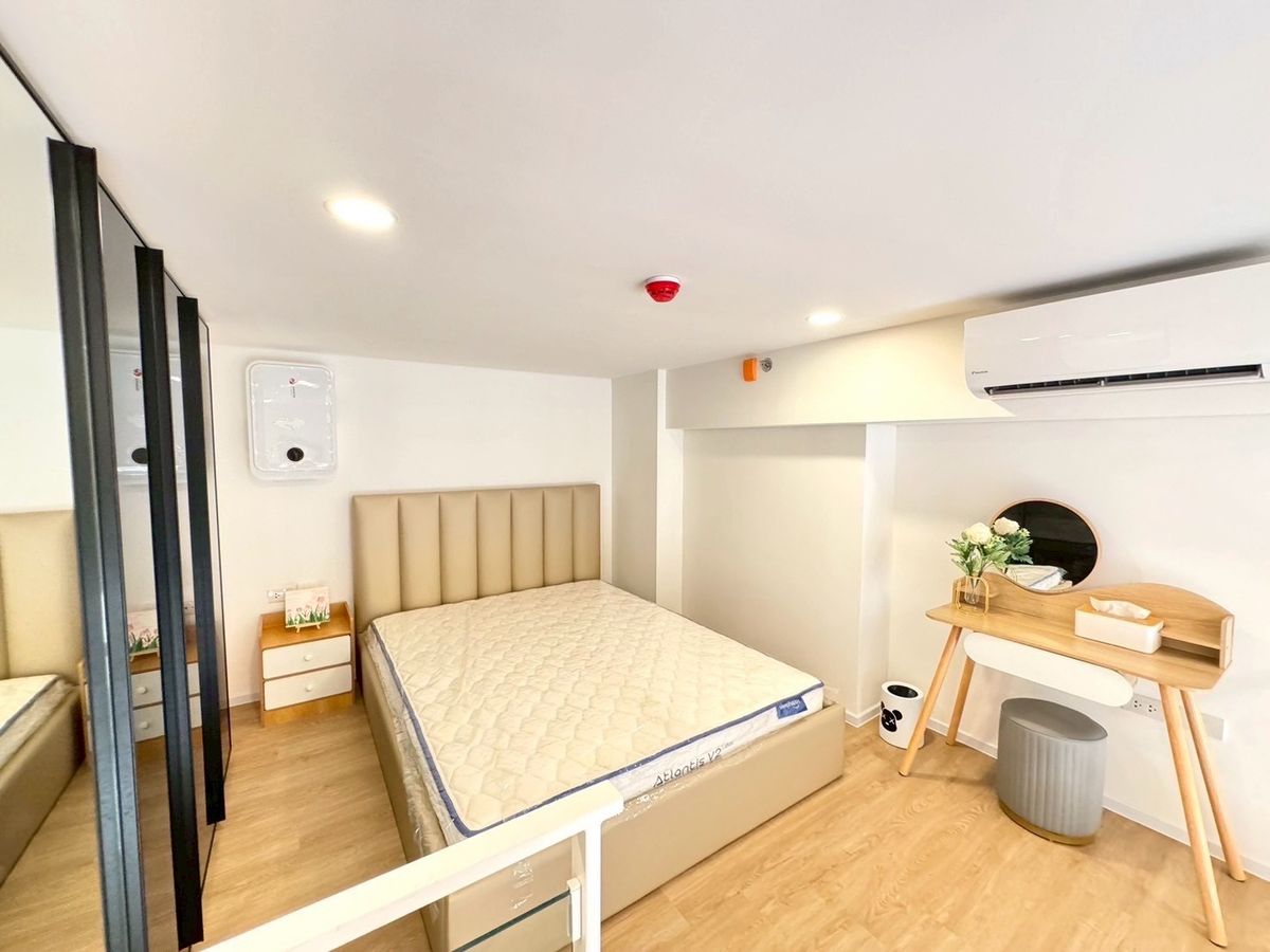 ให้เช่าคอนโดพระราม 9 เพชรบุรีตัดใหม่ RCA : ให้เช่า ✨ Siamese Rama 9 ✨ Duplex 2 ชั้น Rama9 ใกล้ เซ็นทรัล พระราม 9 (Landmark @ MRTA Station )