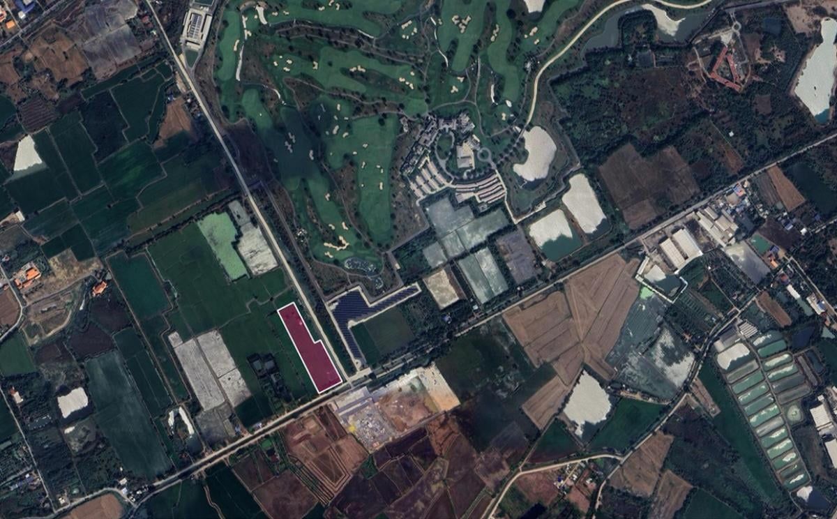 For SaleLandPathum Thani,Rangsit, Thammasat : Sell ​​11 rai of corners of the corner land, next to the main road, near the golf course, the warehouse and Sam Khok Bridge Project across the Chao Phraya (now the nearby side of the capital The last plot is left)