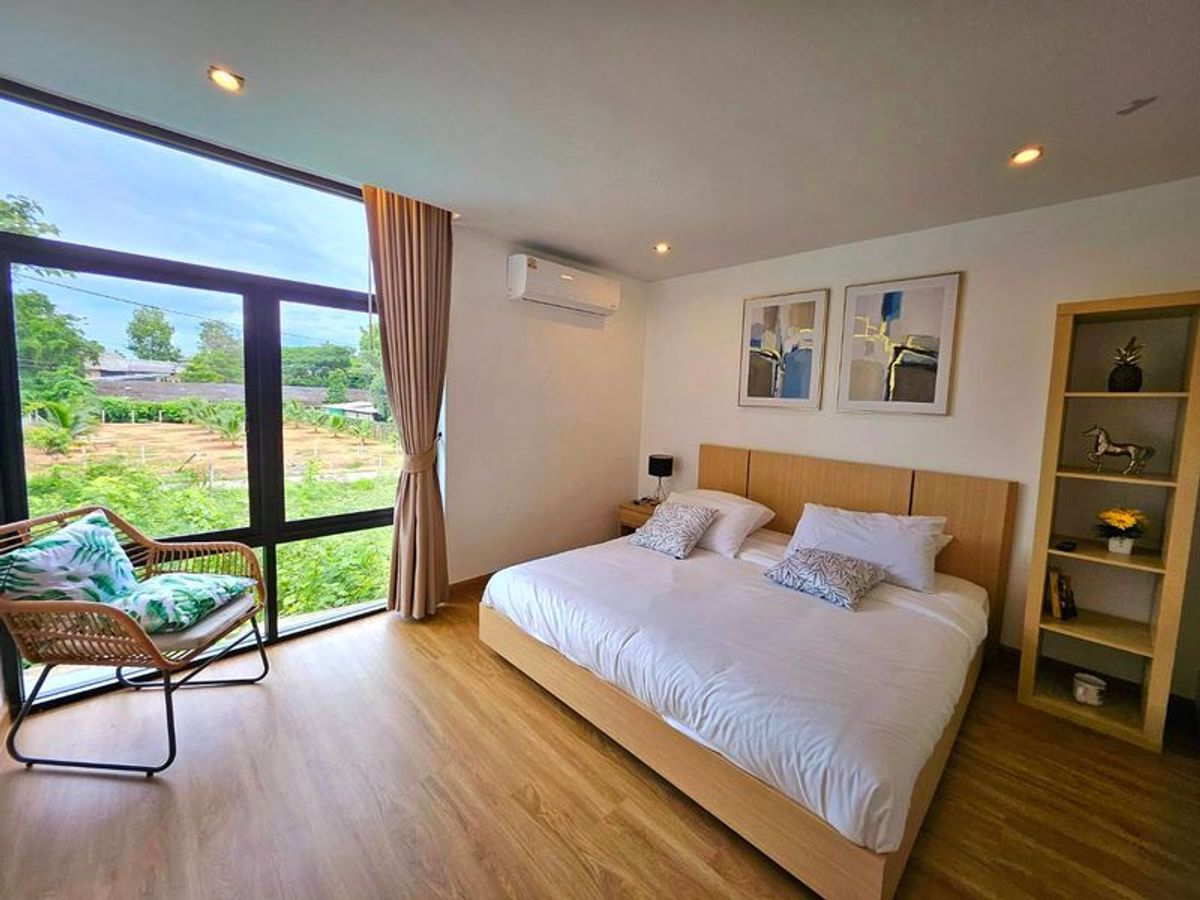 HouseChiang Mai : 现代风格两层泳池别墅 出售/出租 Modern 2-Storey Pool Villa for Sale/Rent in PA Daet