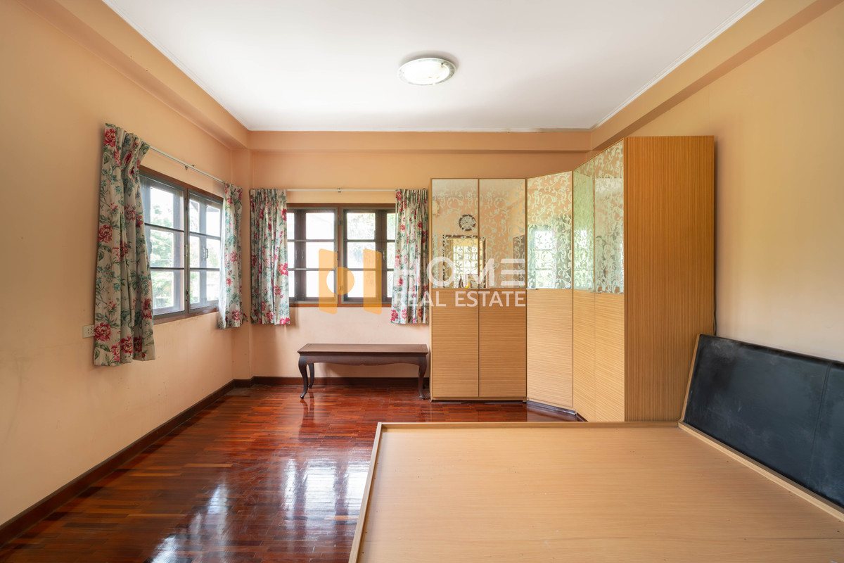 ขายบ้านลาดพร้าว101 แฮปปี้แลนด์ : หลังใหญ่ราคาดี พื้นที่ใช้สอยเยอะ ✨ บ้านเดี่ยว บ้านเฟื่องฟ้า แฮปปี้แลนด์ / 4 ห้องนอน (ขาย), Baan Fueangfah Happyland / Detached House 4 Bedrooms (FOR SALE) AA486