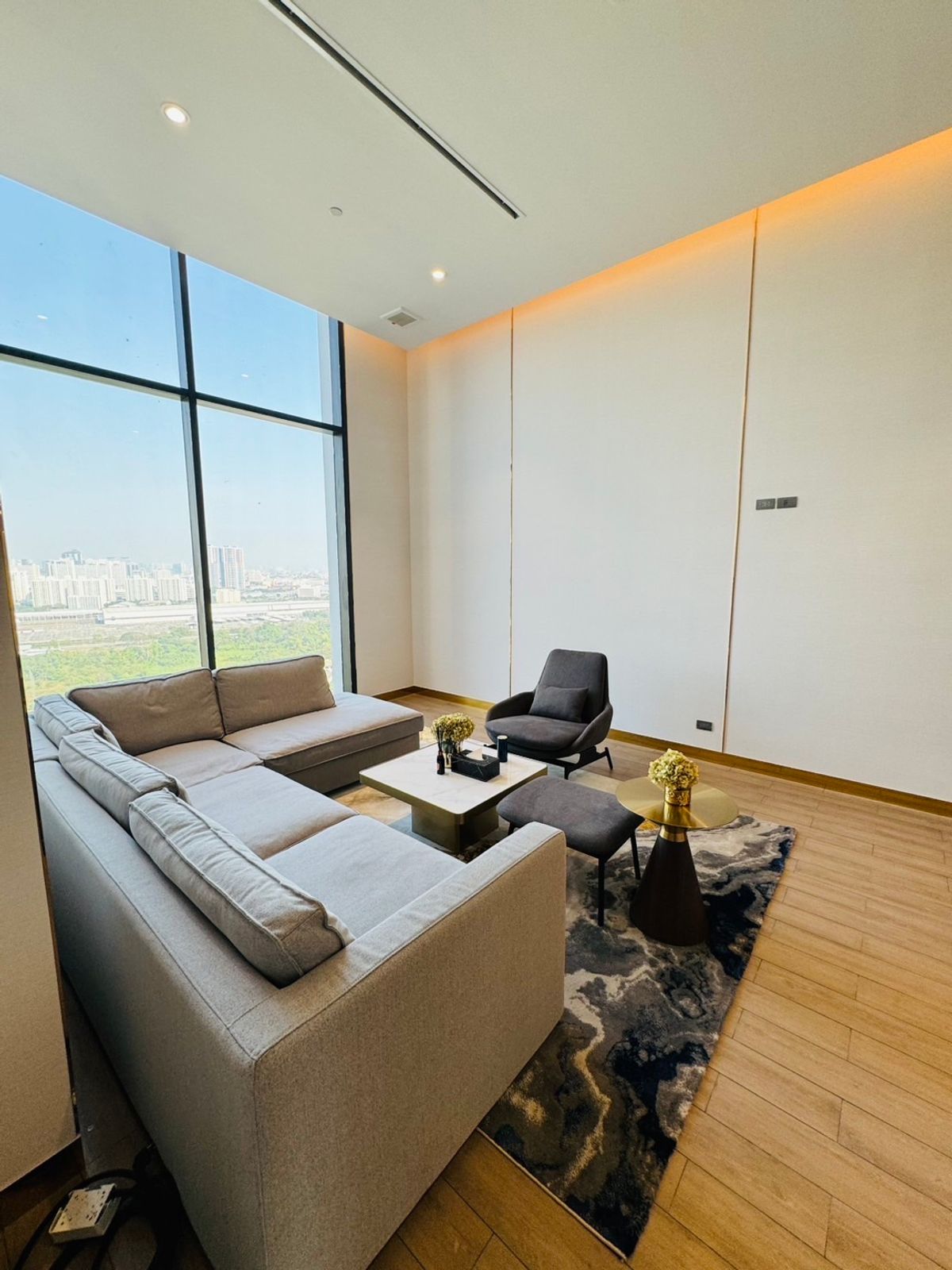 ให้เช่าคอนโดพระราม 9 เพชรบุรีตัดใหม่ RCA : ให้เช่า ✨ Siamese Rama 9 ✨ Duplex 2 ชั้น Rama9 ใกล้ เซ็นทรัล พระราม 9 (Landmark @ MRTA Station )