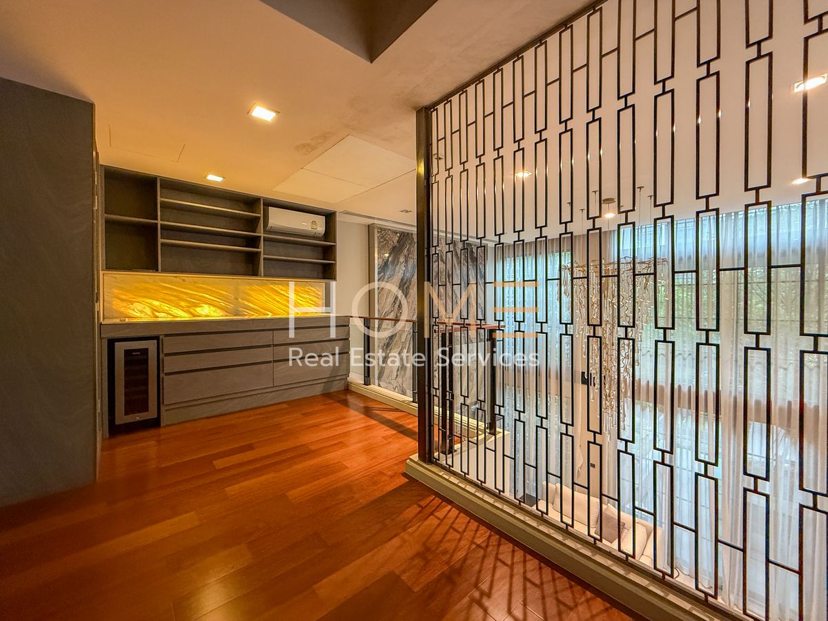 ให้เช่าทาวน์โฮมสุขุมวิท อโศก ทองหล่อ : ควอร์เตอร์ 31 / 4 ห้องนอน (เช่า), Quarter 31 / 4 Bedrooms (FOR RENT) PALM875