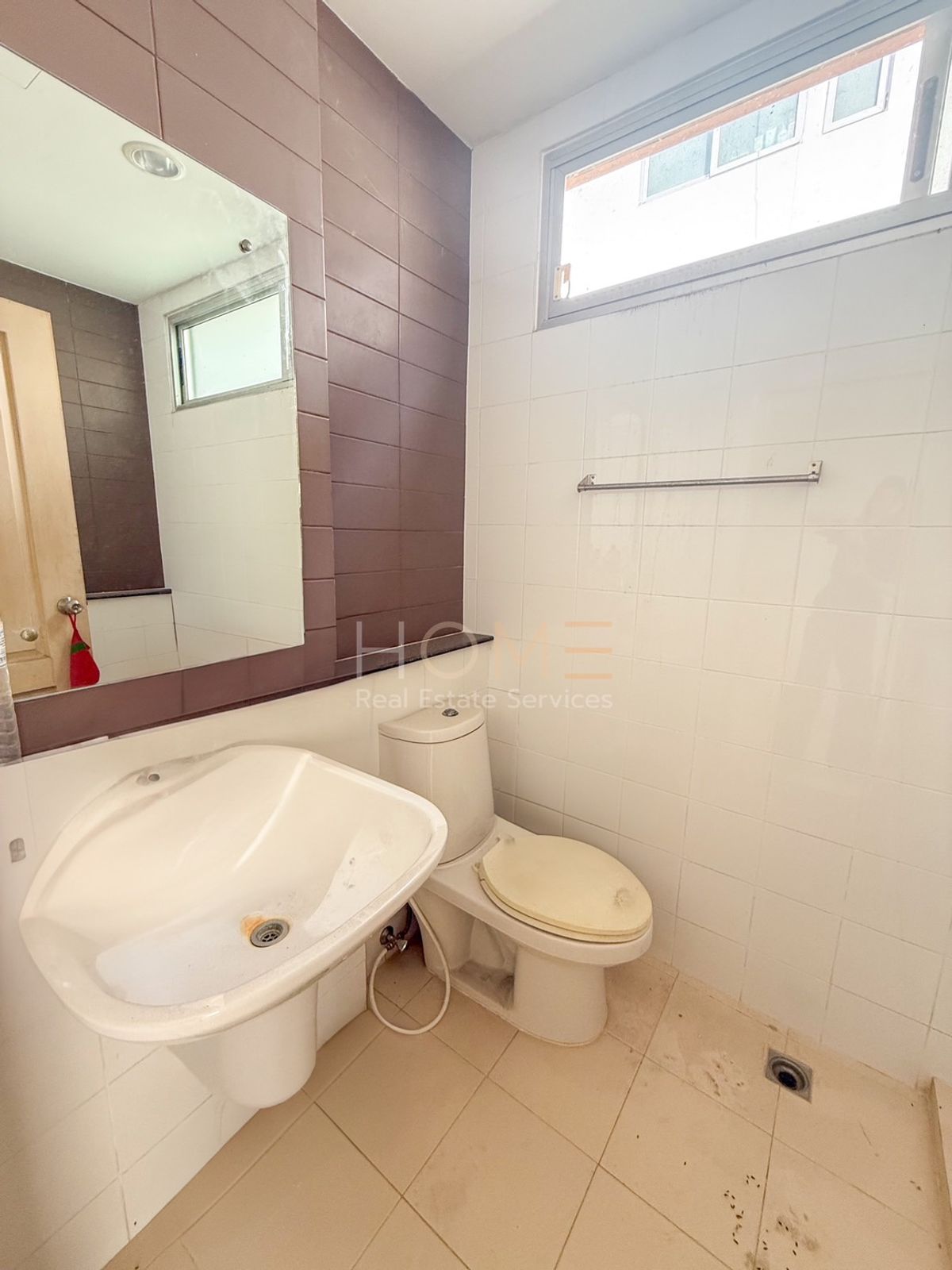 ขายบ้านมีนบุรี-ร่มเกล้า : ใกล้ MRT มีนบุรี 3 กม.🔥 พาร์คเวย์ ชาเล่ต์ รามคำแหง / 3 ห้องนอน (ขาย), Parkway Chalet Ramkhamhaeng / 3 Bedrooms (FOR SALE) AA259