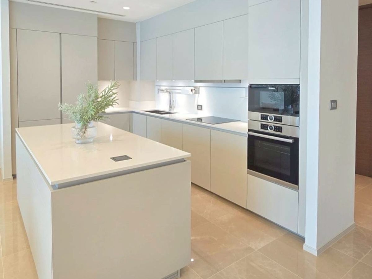 ให้เช่าคอนโดวิทยุ ชิดลม หลังสวน : ให้เช่า ห้องสวย เฟอร์ครบ พร้อมอยู่ The Residences at Sindhorn Kempinski Hotel Bangkok 2 ห้องนอน 157 ตร.ม.