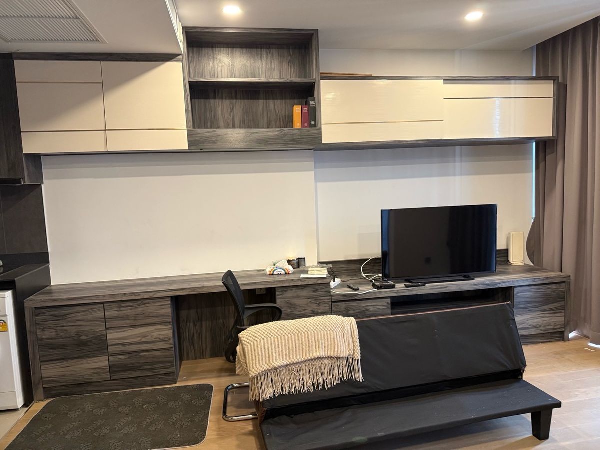 ขายคอนโดสยาม จุฬา สามย่าน : ★ราคาสุดคุ้ม ห้องสวยในราคา 7.5 ลบ. Modern Luxury ให้คุณเป็นเจ้าของได้ง่ายๆ อยู่ใจกลางกรุงเทพมีความสะดวกสบายมาก ใกล้ MRT สามย่าน★ @ Ashton Chula -Silom