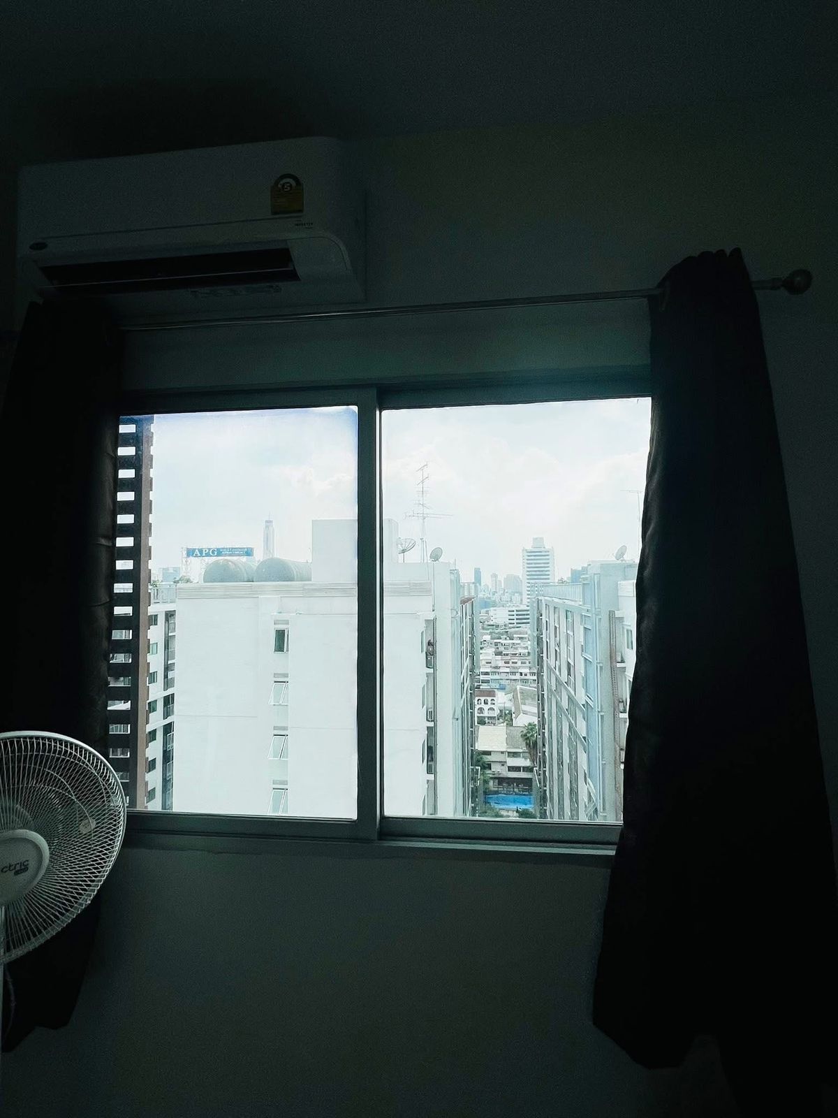 ให้เช่าคอนโดพระราม 9 เพชรบุรีตัดใหม่ RCA : ให้เช่า 📍 A Space Asoke - Ratchada 📍 เฟอร์นิเจอร์ และ เครื่องใช้ไฟฟ้าครบ ใกล้ MRT พระราม 9