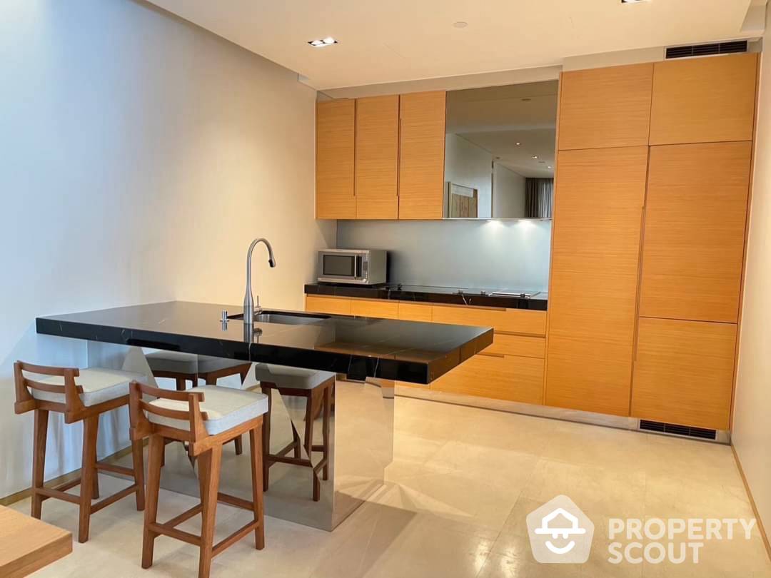 For RentCondoSilom, Saladaeng, Bangrak : 2-BR Condo at Saladaeng Residences near MRT Si Lom