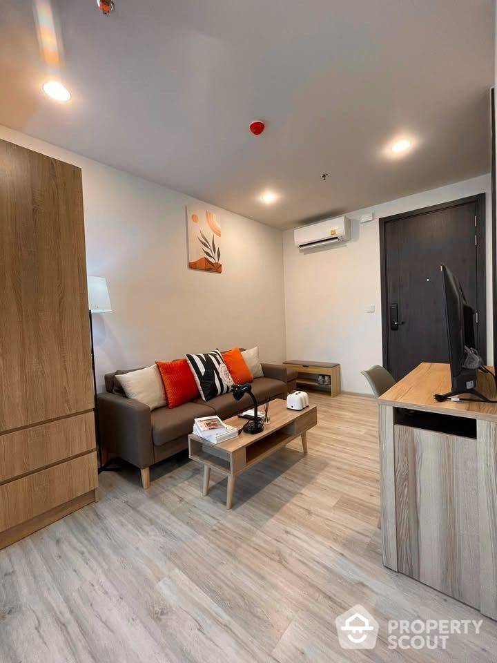 For RentCondoRatchadapisek, Huaikwang, Suttisan : 1-BR Condo at XT Huaikhwang near MRT Huai Khwang