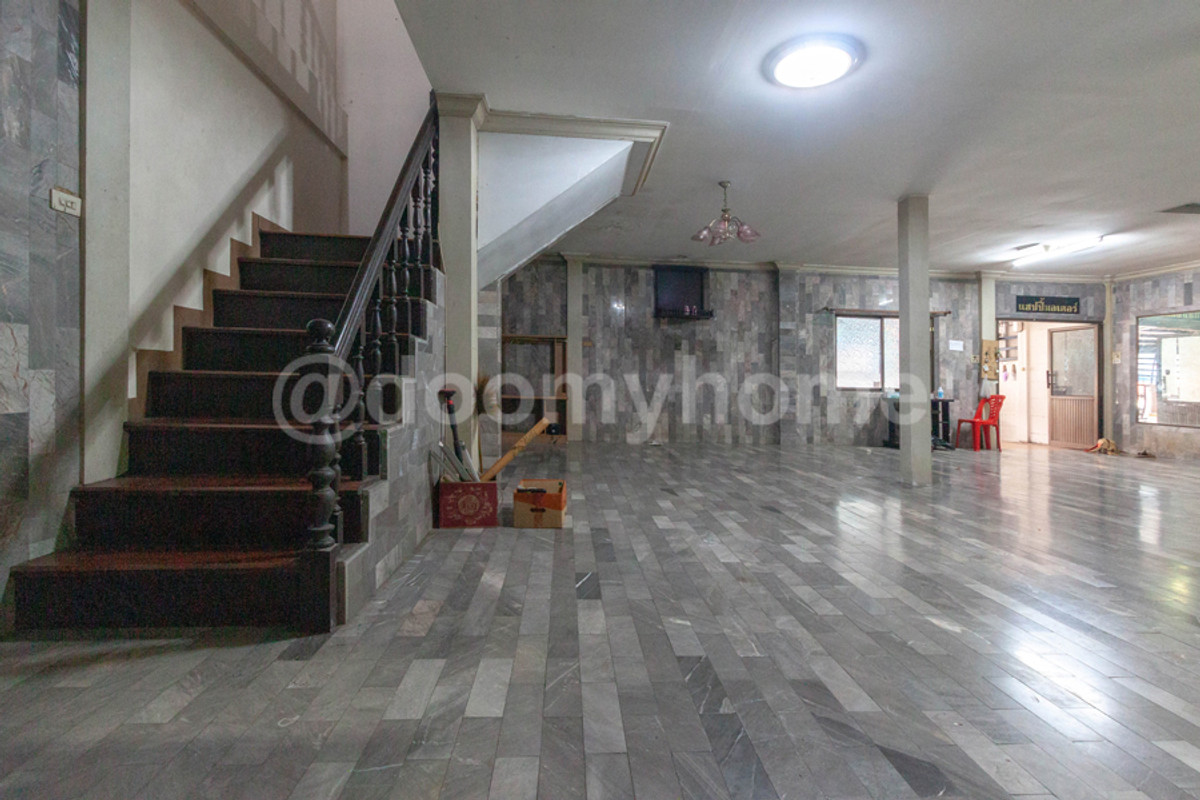 ให้เช่าทาวน์โฮมลาดพร้าว101 แฮปปี้แลนด์ : ให้เช่าทาวน์เฮาส์ 2 ชั้น กรุงเทพกรีฑา 20 (เจ้าของปล่อยเอง)