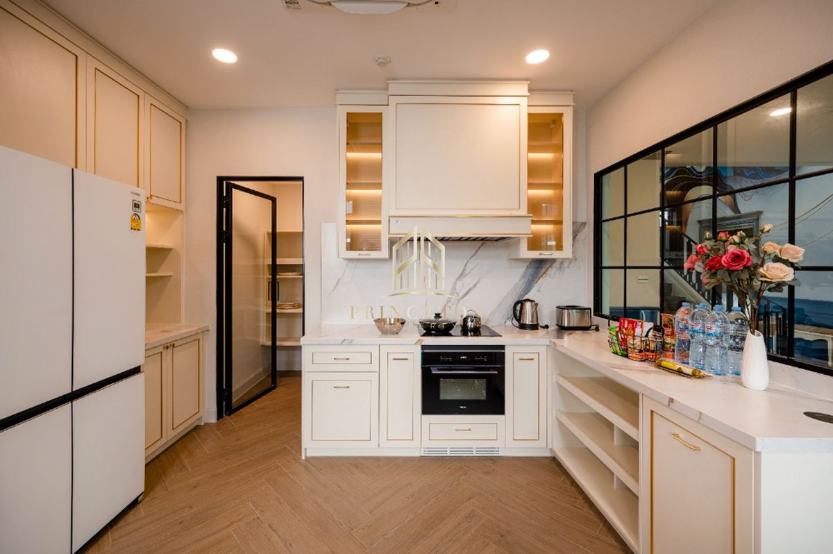 HousePattanakan, Srinakarin : Luxury House for Sale or Rent Nantawan Rama 9 New Krungthep Kreetha 📞092-4252445