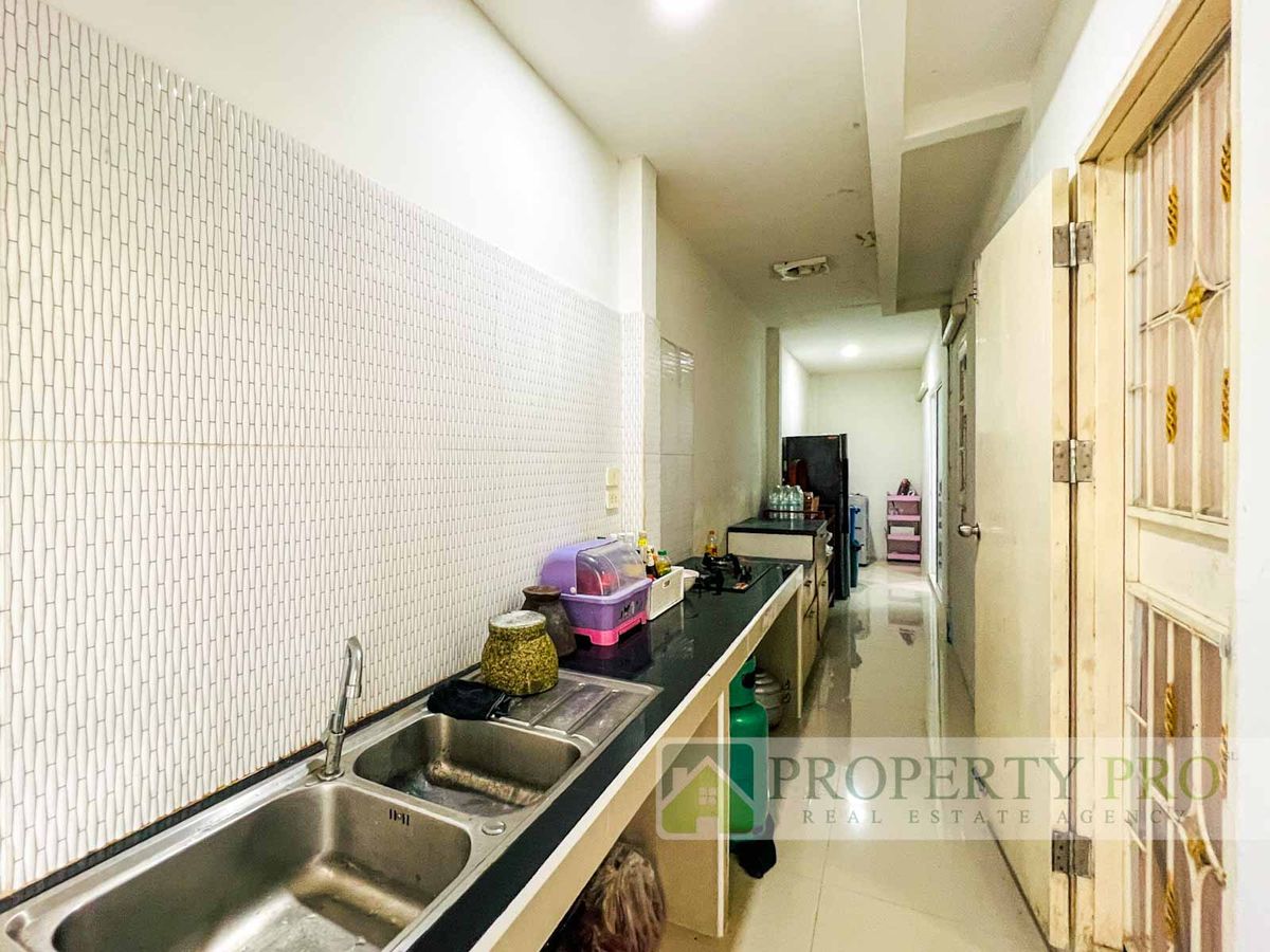 For SaleHousePathum Thani,Rangsit, Thammasat : House for Sale Sena Greenville Rangsit Klong 11, 3 bedroom 72 sqw 158 sqm Near Rangsit Nakhon Nayok Kanchanaphisek the Government Pharmaceutical Organization Thanyaburi RMUTT SWU Ongkharak : SL25S-011