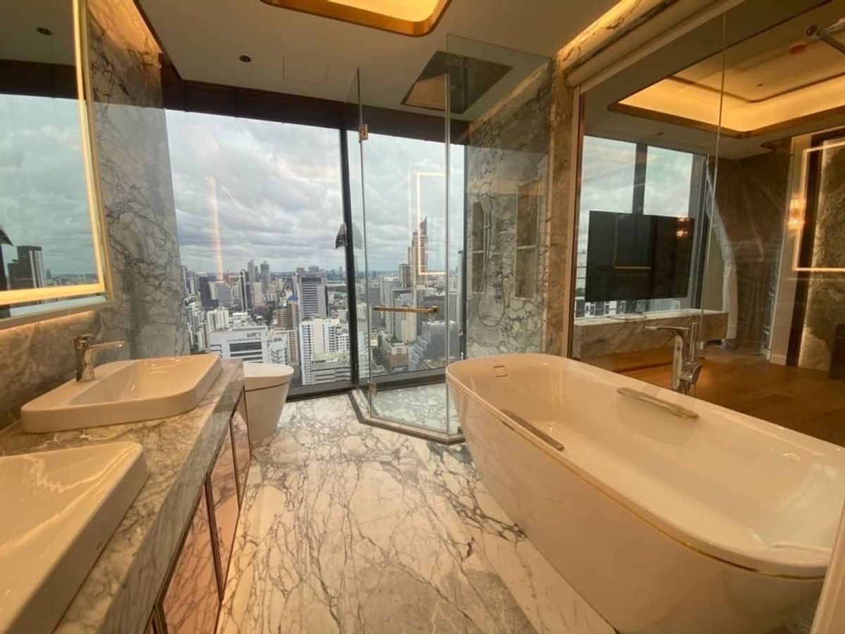 For SaleCondoRama9, Petchburi, RCA : For Sale: The Esese Singha Complex (Penthouse) 3BED4BATH High Floor 244SQM 129MB