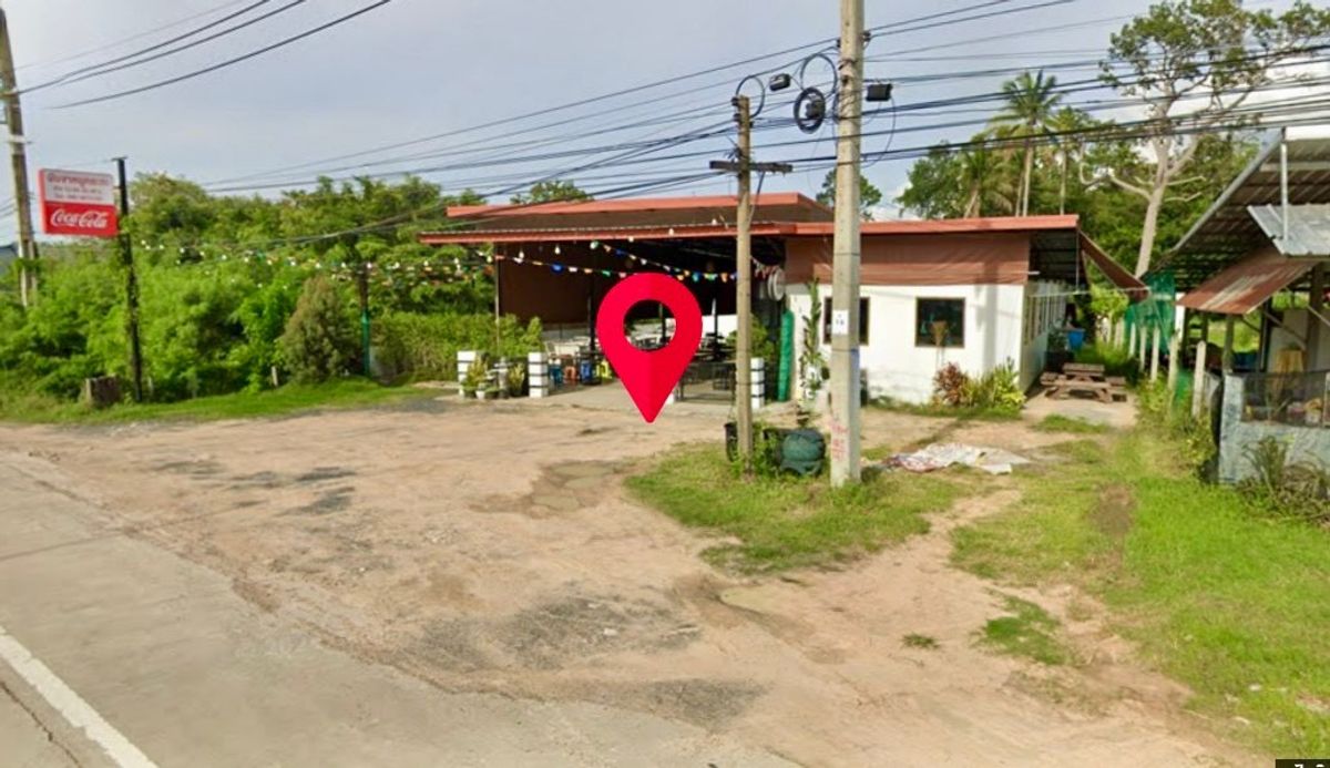 ขายที่ดินอุบลราชธานี : ขายที่ดินติดถนนอุบล-ตระการ บ้านปลาดุก ต.ไร่น้อย จังหวัดอุบลราชธานี (N.1699)