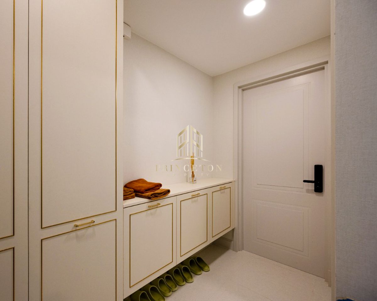 HousePattanakan, Srinakarin : Luxury House for Sale or Rent Nantawan Rama 9 New Krungthep Kreetha 📞092-4252445