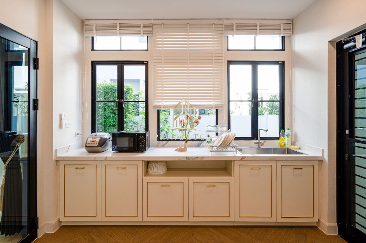 HousePattanakan, Srinakarin : Luxury House for Sale or Rent Nantawan Rama 9 New Krungthep Kreetha 📞092-4252445