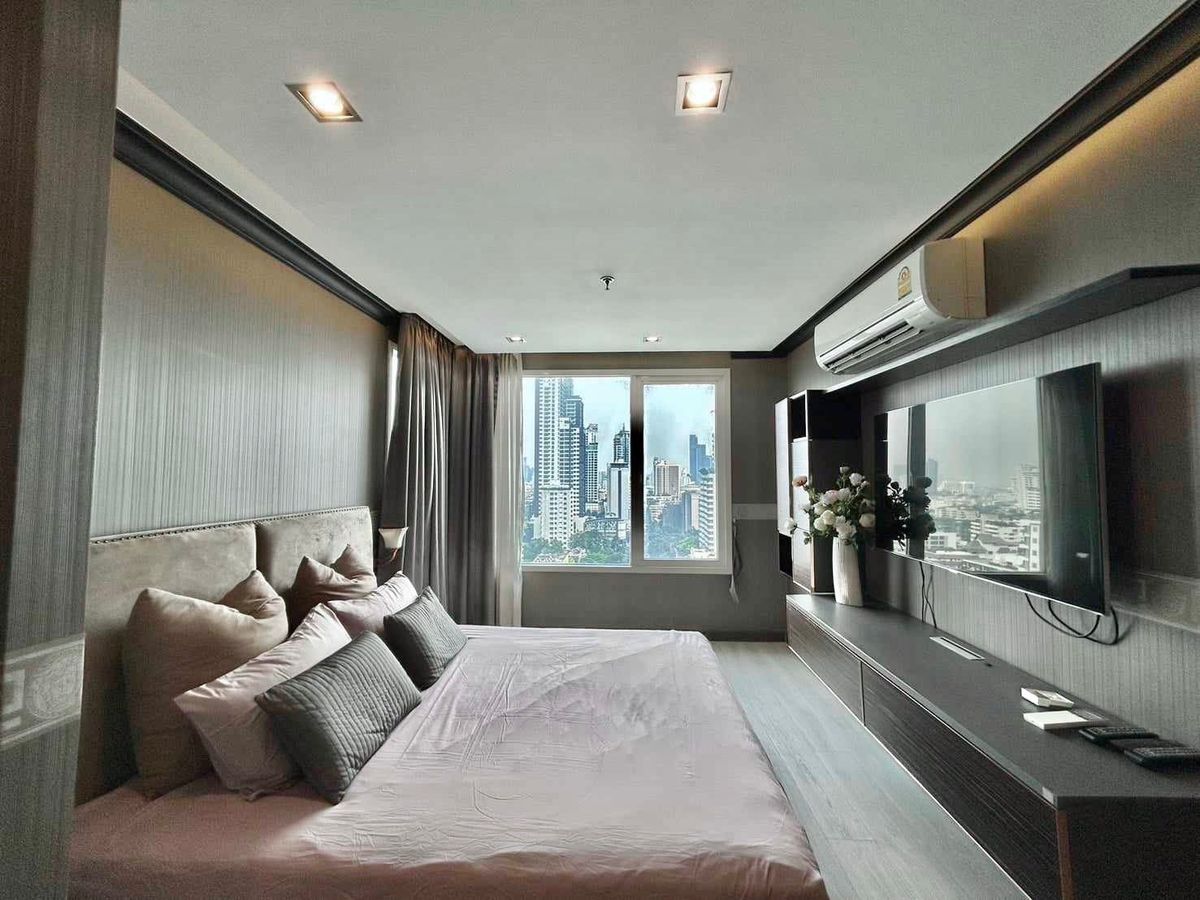 ขายคอนโดสุขุมวิท อโศก ทองหล่อ : ขายคอนโด Baan Siri 31 3ห้องนอน ห้องใหญ่ใจกลางเมือง ราคาพิเศษ 20.5 ล้านบาท