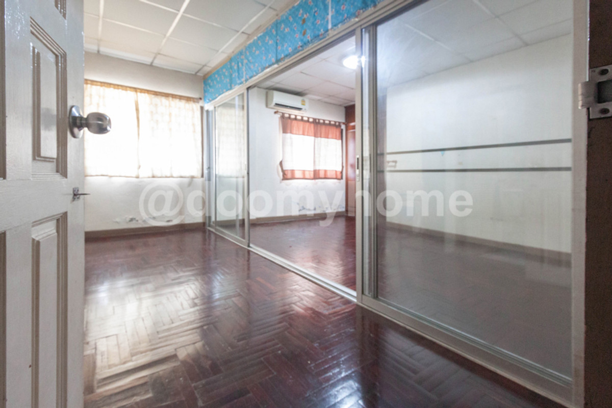 ให้เช่าทาวน์โฮมลาดพร้าว101 แฮปปี้แลนด์ : ให้เช่าทาวน์เฮาส์ 2 ชั้น กรุงเทพกรีฑา 20 (เจ้าของปล่อยเอง)