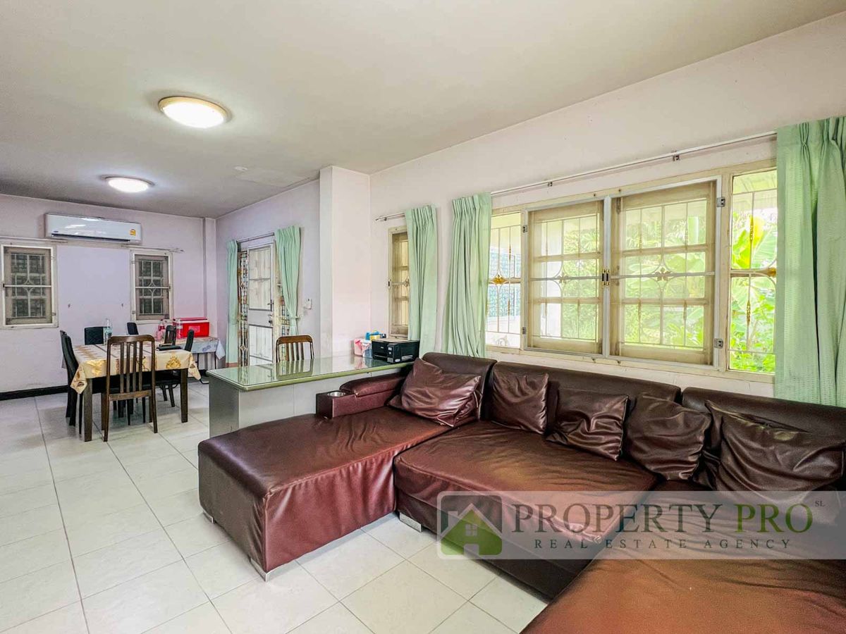 For SaleHousePathum Thani,Rangsit, Thammasat : House for Sale Sena Greenville Rangsit Klong 11, 3 bedroom 72 sqw 158 sqm Near Rangsit Nakhon Nayok Kanchanaphisek the Government Pharmaceutical Organization Thanyaburi RMUTT SWU Ongkharak : SL25S-011