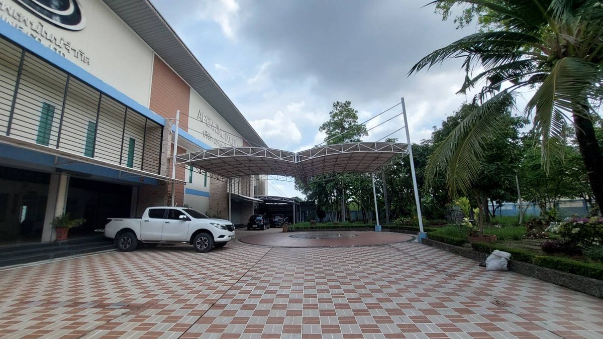 For RentWarehousePattanakan, Srinakarin : Office for rent With warehouses, good locations, Soi Chaloem Phrakiat Rama 9 Soi 13