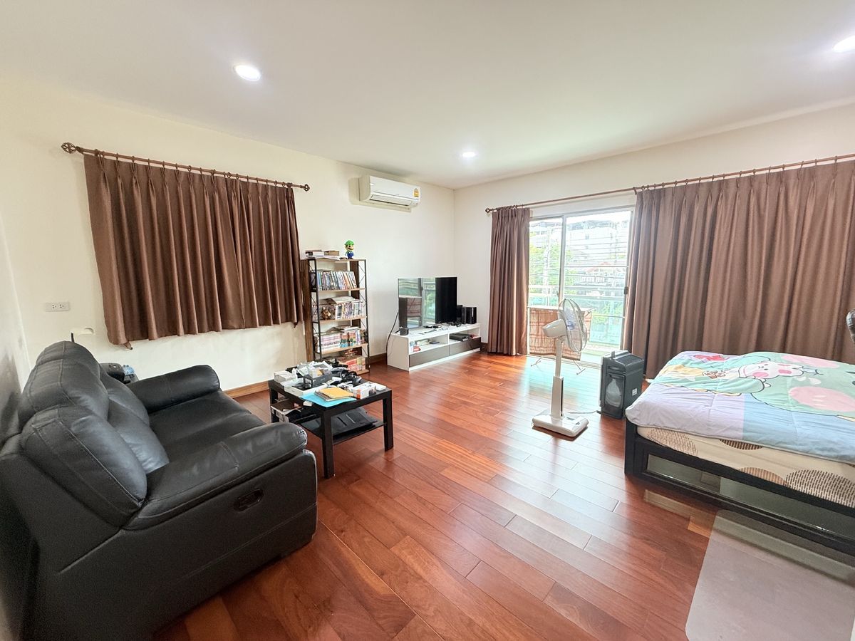 ขายบ้านเสรีไทย-นิด้า : บ้านเดี่ยว 126 ตร.วา รามคำแหง ซอย 46