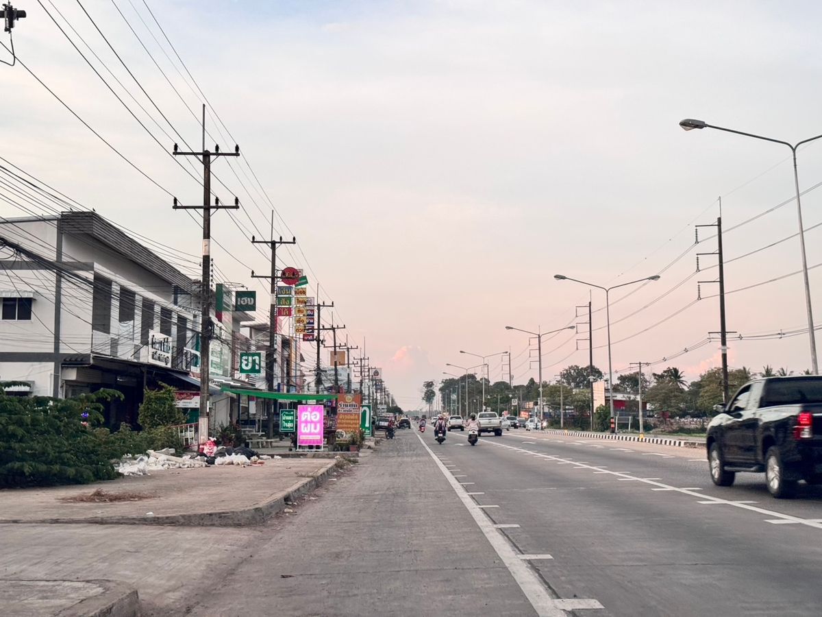 ขายที่ดินอุบลราชธานี : ขายที่ดินติดถนนอุบล-ตระการ บ้านปลาดุก ต.ไร่น้อย จังหวัดอุบลราชธานี (N.1700)