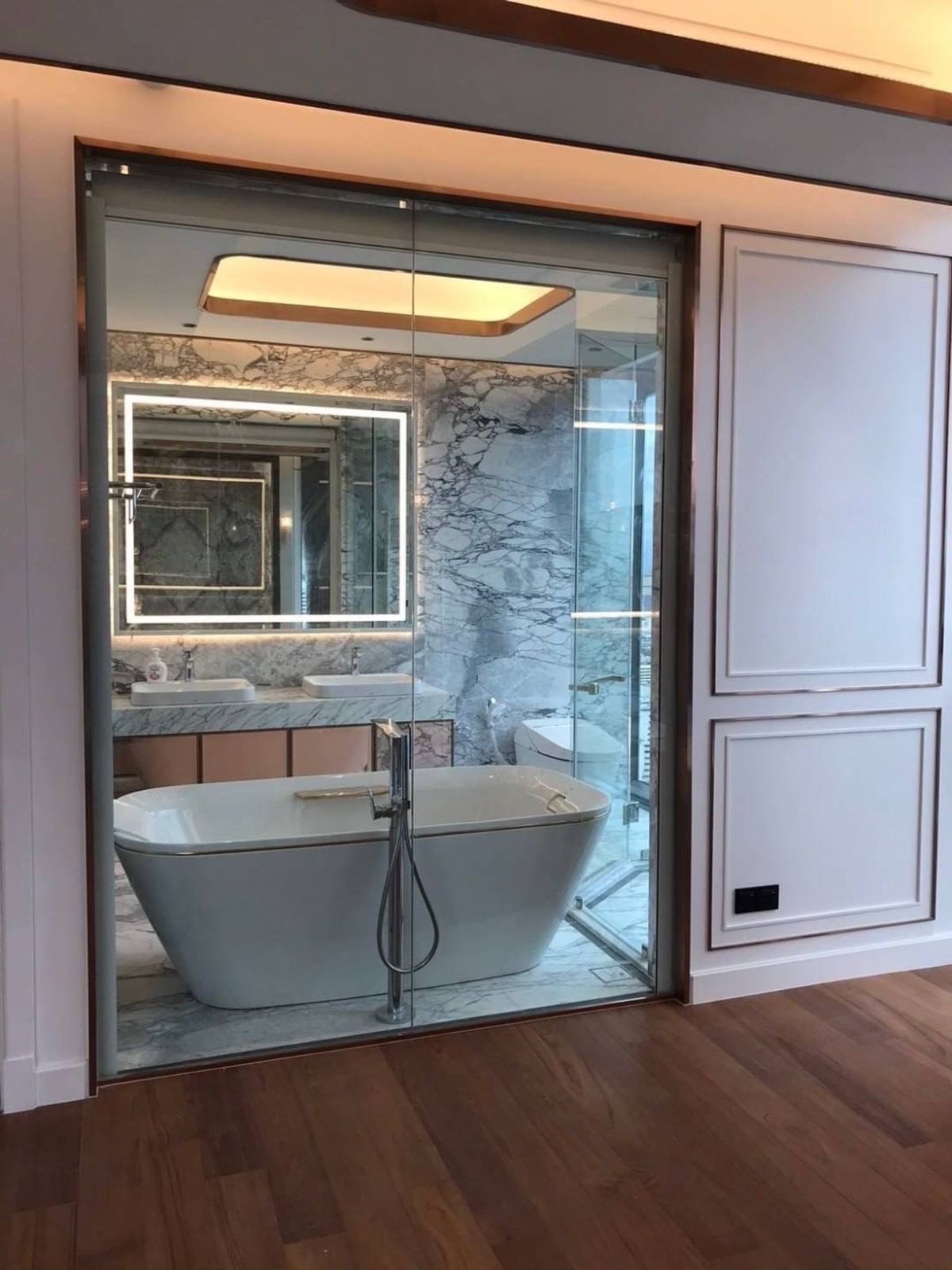 For SaleCondoRama9, Petchburi, RCA : For Sale: The Esese Singha Complex (Penthouse) 3BED4BATH High Floor 244SQM 129MB