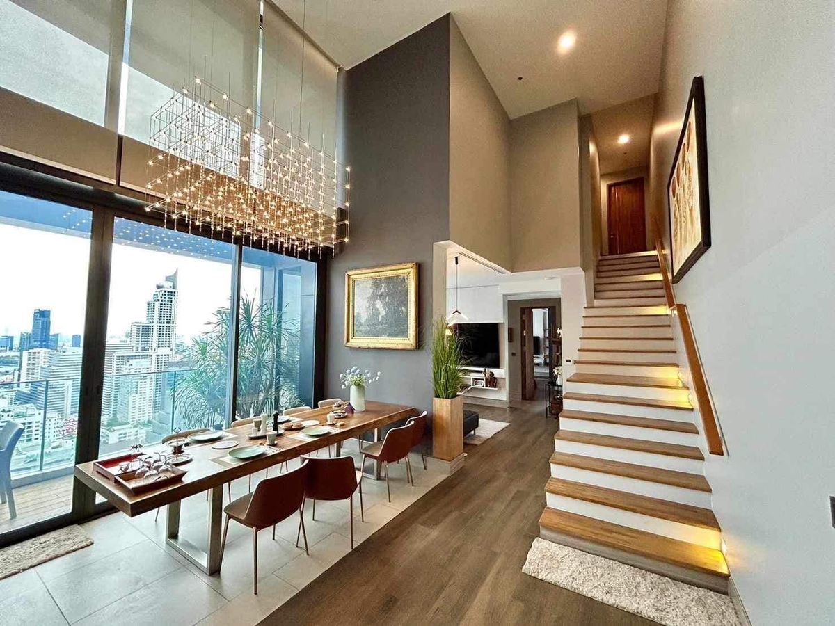 ขายคอนโดพระราม 9 เพชรบุรีตัดใหม่ RCA : For Sale  : The Esse Singha Complex ( Penthouse)  4bed5bath 300sqm 145 MB
