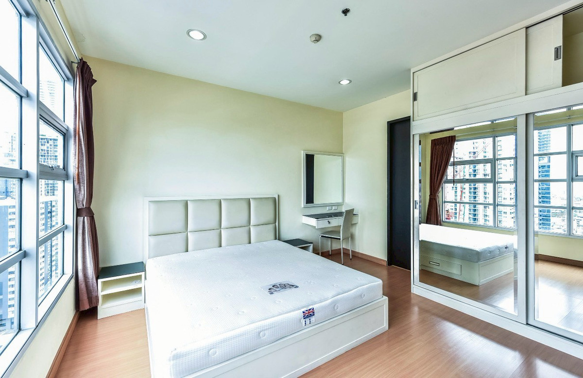 For RentCondoRatchathewi,Phayathai : Baan Klang Krung Siam - Pathumwan (Baan Klang Krung Siam - Pathumwan) For Rent (1Bed1bath 50SQM)