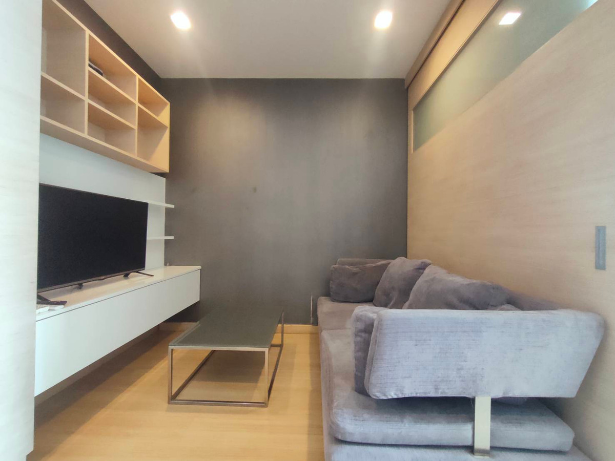 ให้เช่าคอนโดอ่อนนุช อุดมสุข : Condo for rent :  Skywalk Residence (Rt-01)