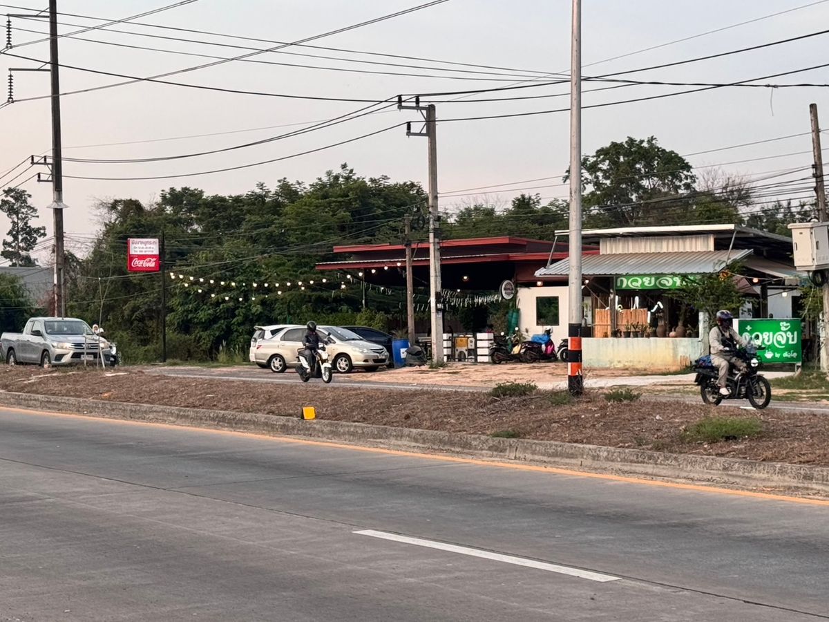 ขายที่ดินอุบลราชธานี : ขายที่ดินติดถนนอุบล-ตระการ บ้านปลาดุก ต.ไร่น้อย จังหวัดอุบลราชธานี (N.1700)