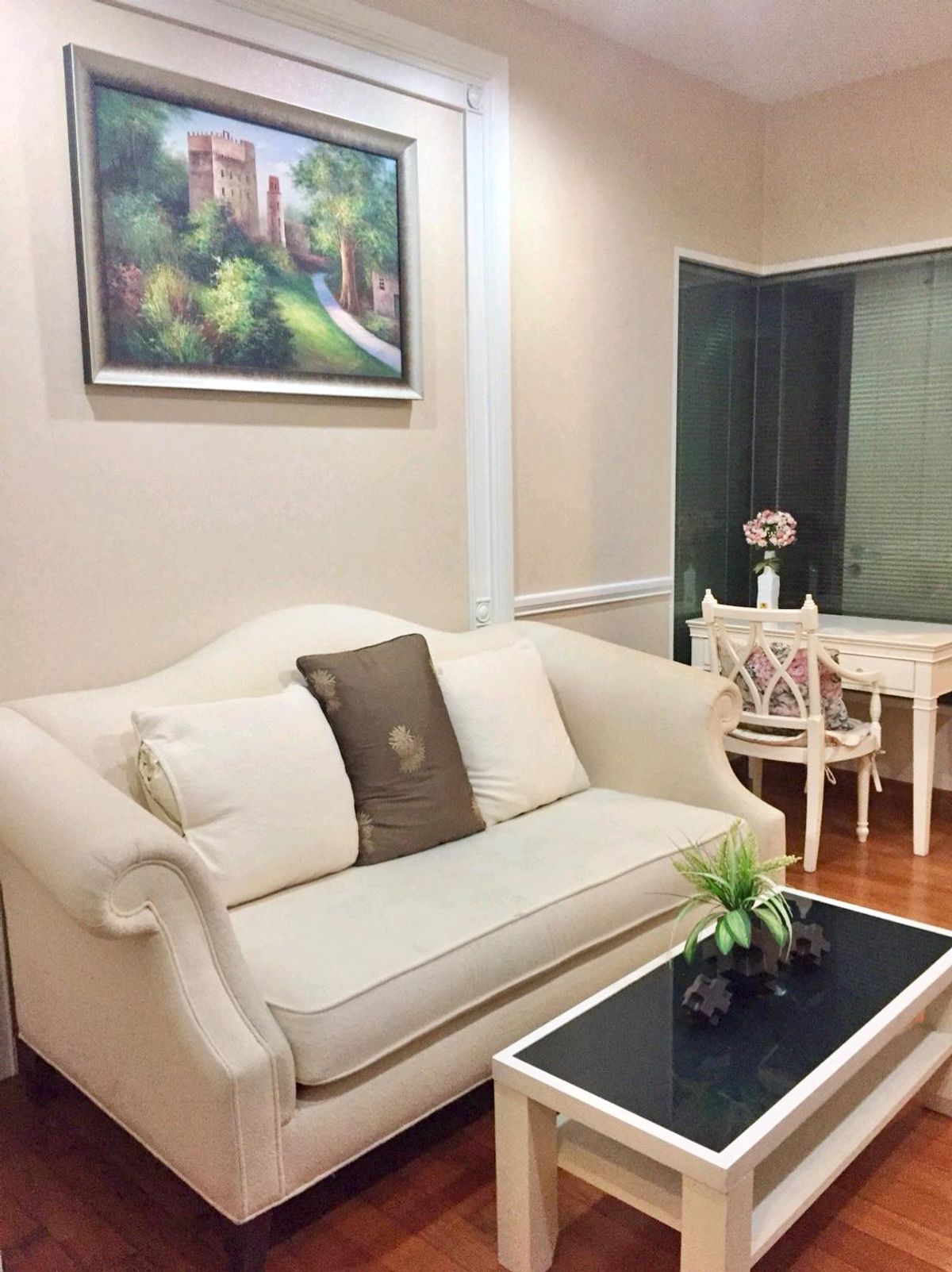 For RentCondoSathorn, Narathiwat : Ivy Sathorn 10 Soi 10 (Convenient transportation Near important business locations)